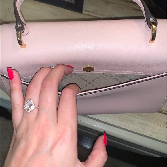 Michael Kors purse - Picture 7 of 7